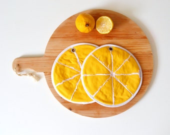 fun housewarming kitchen gift - yellow lemon kitchen potholders - fun hostess gift - vegan kitchen gift