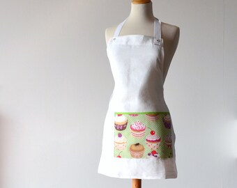 baker gift - white full linen apron and potholders set with cupcake print - hostess gift - new home gift - cupcake lover gift