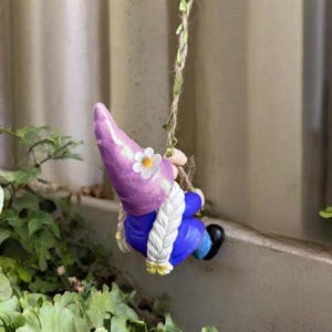 Climbing Garden Gnomes Statue Home Decoration Outdoor Garden Decor for Yard/Patio/Porch, Unique Gnome Gift Birthday Gnome & Garden Ornament
