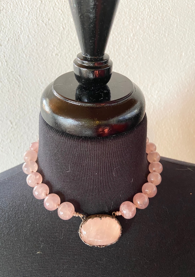 Beautiful Antique Chinese Rose Quartz Beaded Necklace 16 inches