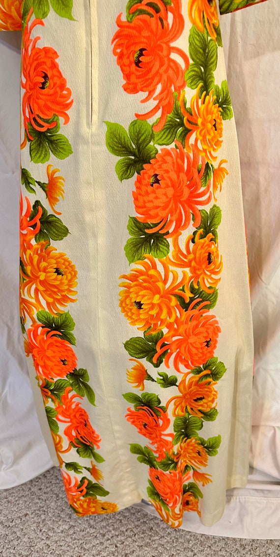 1960’s Ui Maikai Hawaiian Bark Cloth Maxi Dress P… - image 3