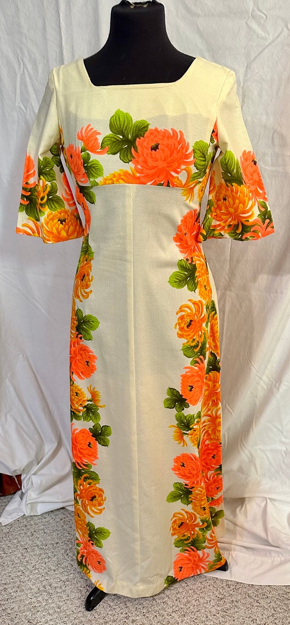 1960’s Ui Maikai Hawaiian Bark Cloth Maxi Dress P… - image 6