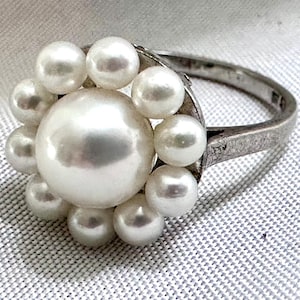 Anillo vintage Mikimoto con halo de perla Akoya: plata de ley, talla 7