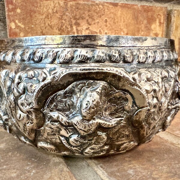 19th Century Antique Burmese Thabeik Thai Repousse Silver Bowl 148.4 Grams