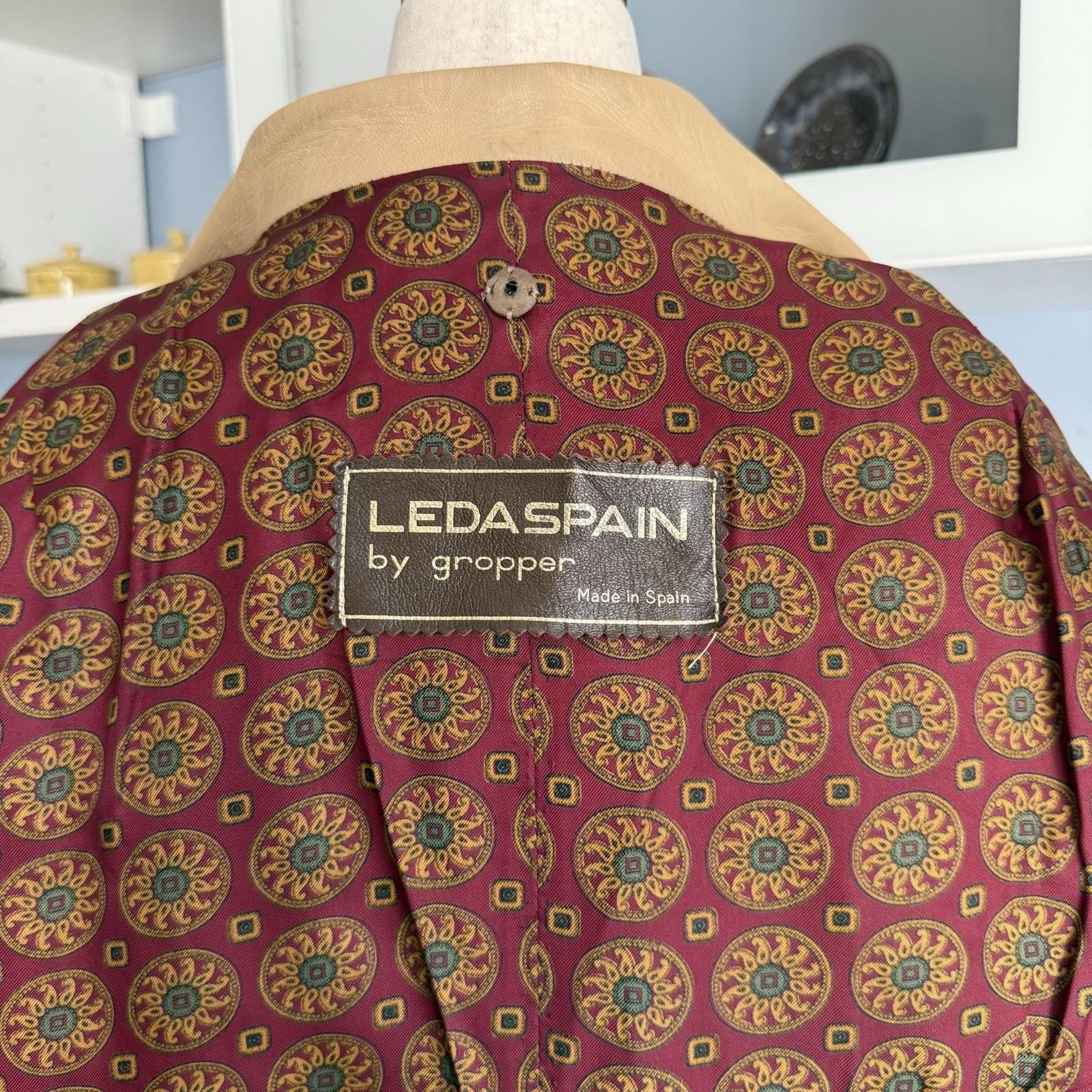 Vtg 70s Leda Spain by Gropper Leather Coat Jacket Size M/L Belted 