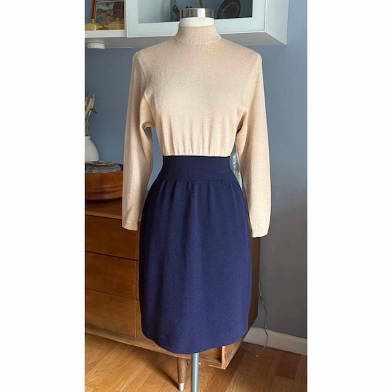 st john santana knit dress Vintage 80's St. John Santana Knit Colorblock Sheath Dress Size 6 Beige Navy