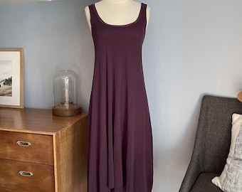 FUZZl Vintage 90er Jahre Y2K A-Linien-Midikleid aus Mesh mit offenem Rücken, Jean Paul Gaultier, Lila, Größe M