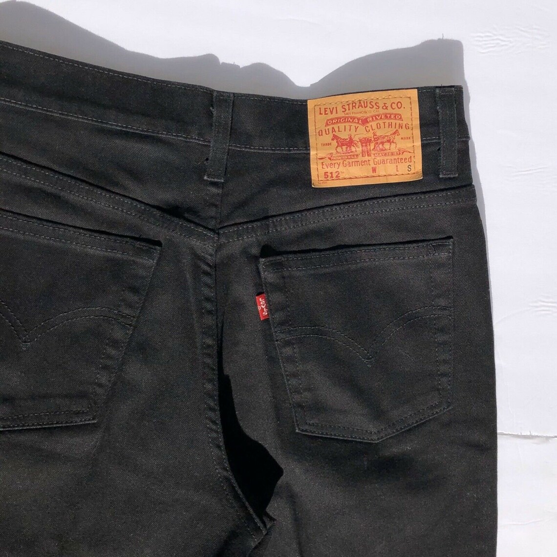 levis mom jeans black