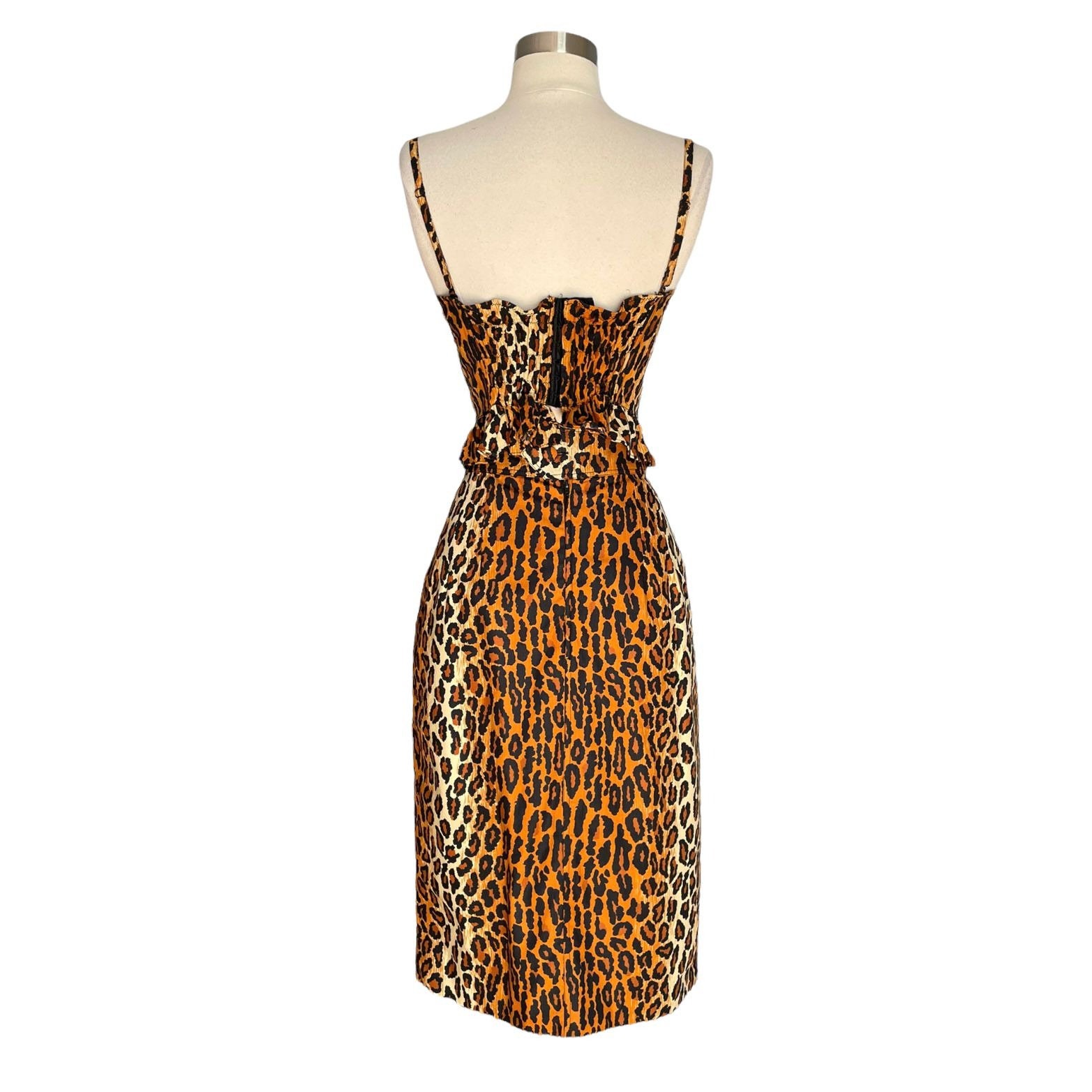 ★LECYTO★ Leopard Trail TShirtKhaki Patterns | Black Leopard | Live & Tell