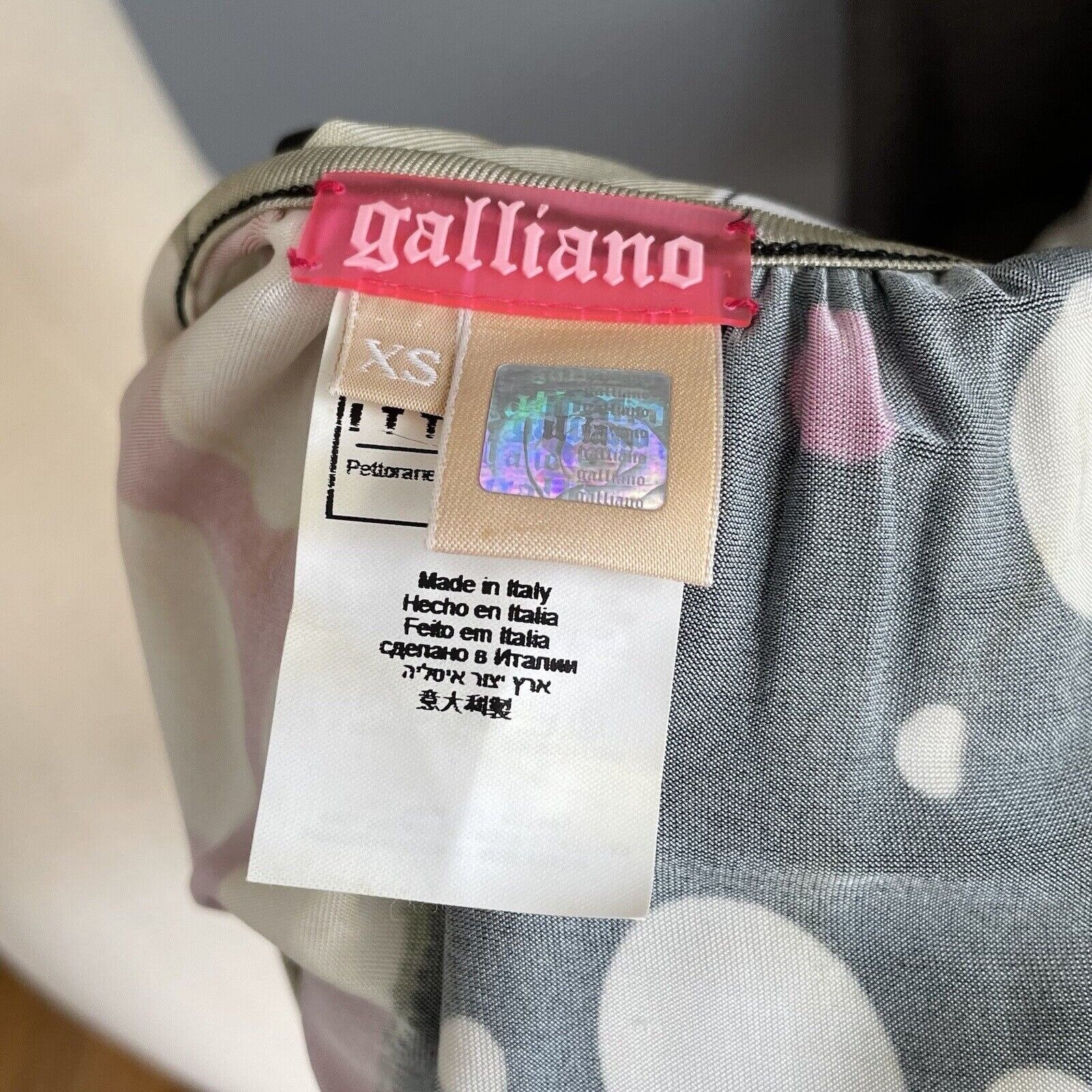 ジョンガリアーノ タンクトップ ジョンガリアーノ タンクトップ 2025年最新】JOHN GALLIANO