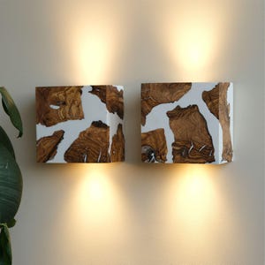Olive wood and Epoxy Wall Lamp , Luxury wall sconce , Mid century modern wood sconce , Rustic lamp , Lampe holz , Wooden lamp , Sconce