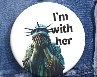 Speld anti-Trump Vrijheidsbeeld: verzet tegen autoritarisme