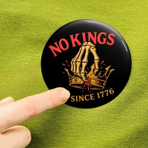 No Kings in America Pin: Pro-Democracy Activist Flair