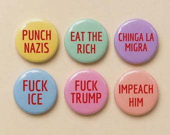 Zestaw przypinek protestacyjnych przeciwko Trumpowi | Odznaka „Punch Nazis” | Przypinka „Eat The Rich” | Przypinki z aktywistami politycznymi | Przypinki protestacyjne „Impeach Him”