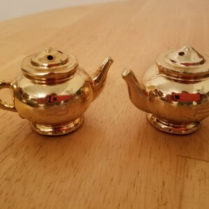 Vintage Teapots Salt and Pepper Shakers image 1