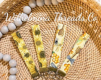 Wristlet, Key Fob, Gift, Cute Keychain, Summer gift, Car Gift, Gifts for Her, Keychain Wristlet, Bronze Key Fob, Wristlet for Keys, Handmade