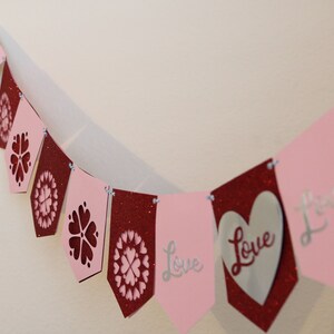 Glittery Red and Pink Love Hearts Banner image 2