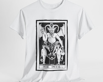 De tarotkaart van de Duivel T-shirt | Gotisch occult T-shirt | Donker esthetisch shirt | Tarotcadeau voor heksenvrienden | Vintage uniseks tarotshirt