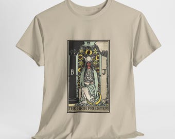 Översteprästinnan Tarotkort T-shirt | Mystisk T-shirt i helfärg | Intuitionhäxa T-shirt | Tarotgåva för sökare | Unisex ockult T-shirt