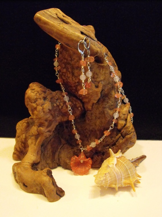Cherry Quartz Flower Pendant with White Jade and Cherry Quartz Beaded Necklace and Earring Set
