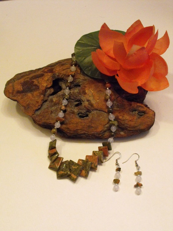 Green and Coral Unakite and White Jade Multi Pendant Necklace and Earring Set