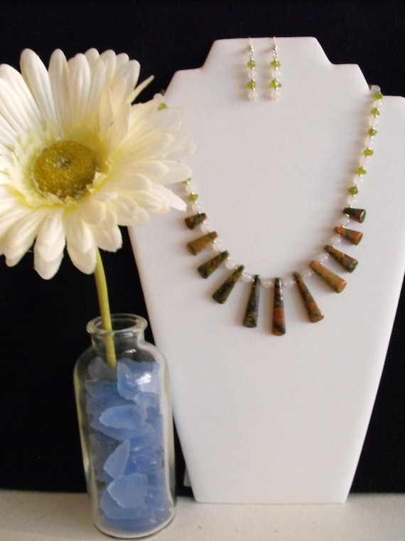 Unakite Pendant & White Jade Necklace and Earring Set 11 piece pendant