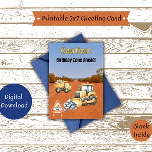 Attention : carte d'anniversaire numérique Zone Ahead pour un petit enfant. Les véhicules de construction sont parfaits pour tout petit garçon ou toute petite fille.