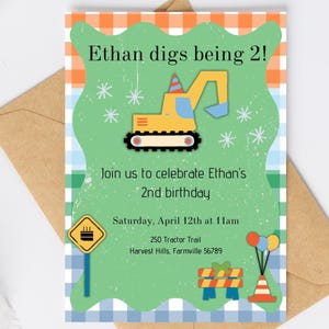 Digs étant une invitation d'anniversaire pour deux excavatrices, un modèle numérique modifiable, une invitation en vichy vert et bleu, une carte de ballons de construction amusante
