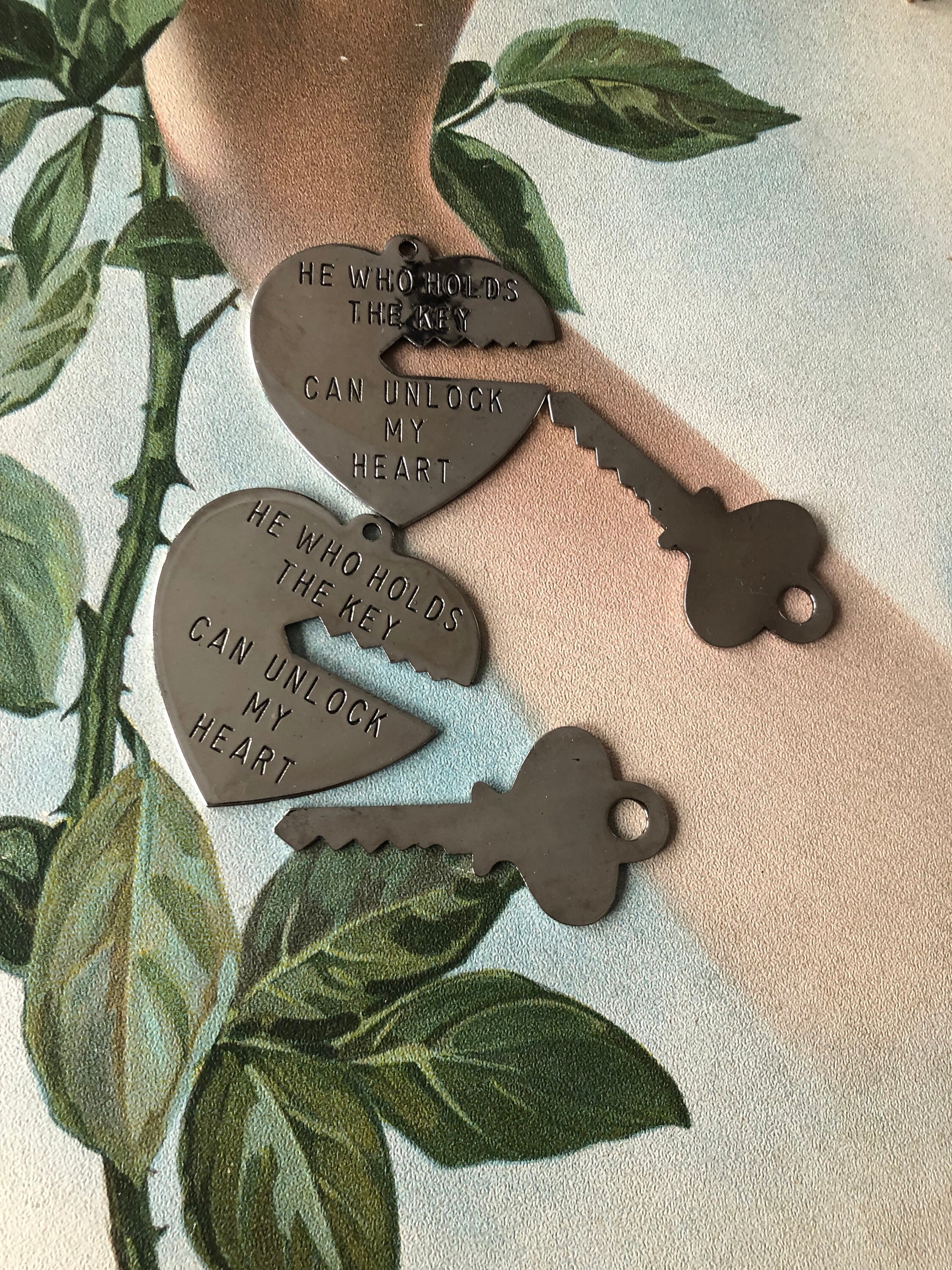 Vintage Heavy Key To My Heart Pendant Couples Jewelry He Will Holds The Key 2 Piece Pendant Valentines Day