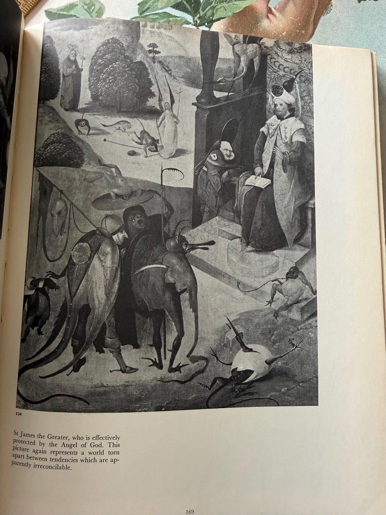 Libro antiguo: Una historia ilustrada de la magia y lo sobrenatural, de Maurice Bessy, fechado en 1964. Decoración de Halloween. imagen 6