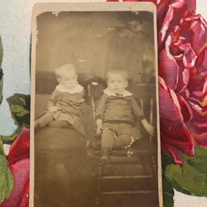 Antique Carte de Viste CDV Photo Twins Studio Photo Antique Photo