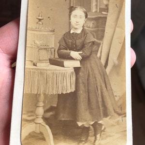 Fantastic CDV Carte De Viste Photo France French Beauty c1869 identified Awesome Musical Birdcage