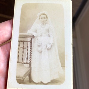 Antique French Paris CDV Carte de Viste Photo Beauty Communion Religious Photo Catholic