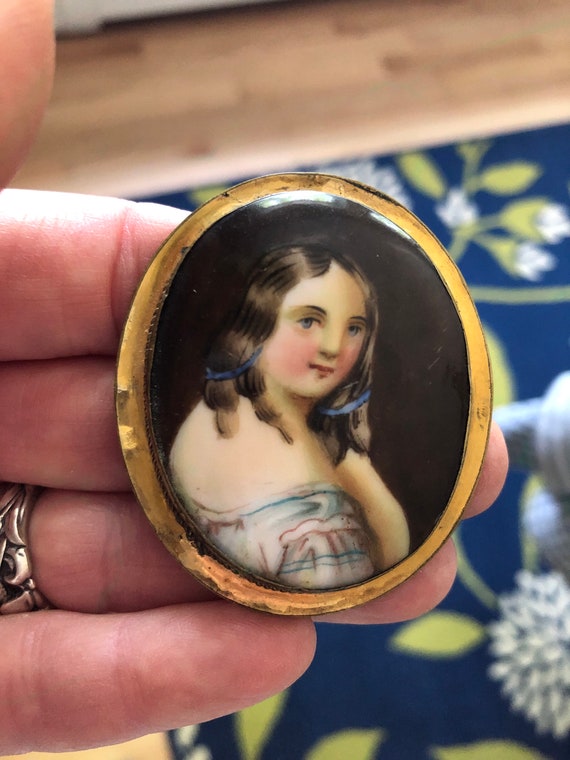 Fabulous Antique Georgian Brooch Pin Hand Painted 