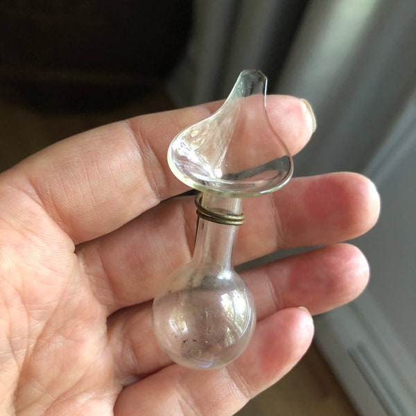 Vintage Blown Glass Tussie Mussie Bud Vase Pin Brooch Jack in the Pulpit Wedding Corsage