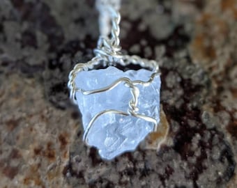 High-quality Celestite sterling silver wire wrapped necklace, crystal pendant, silver jewellery, raw gemstone, unferal HiPPiE.