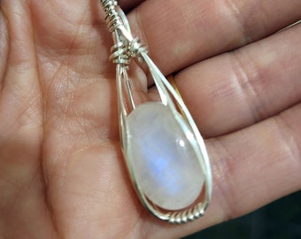 High-quality Rainbow Moonstone sterling silver wire wrapped necklace, crystal pendant, silver jewelry, gemstone, unferal HiPPiE.