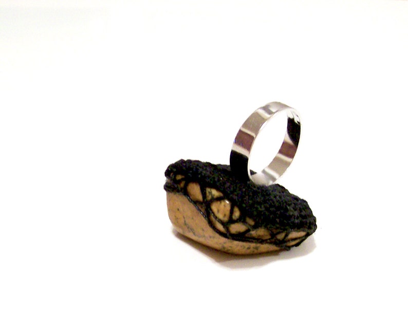 Picture Jasper Natural Gemstone Ring with Black Thread Filigree Frame
