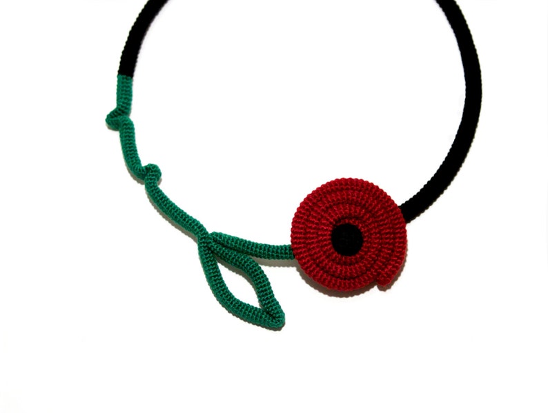 Barbed Rose Necklace, Crochet Flower Choker, Red Rose Necklace image 2