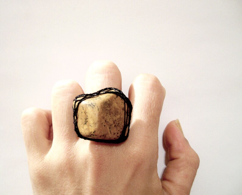 Picture Jasper Natural Gemstone Ring with Black Thread Filigree Frame