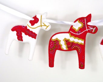 Dala Horse Bunting In The Hoop Project ITH Banner Machine Embroidery Designs Applique Patterns 4 sizes 4", 5", 6", 7" Dalama Sweden