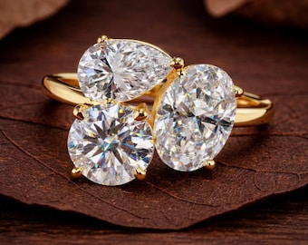 Three Stone Lab Grown Ring Oval Pear and Round Cut Moissanite Ring Gold Band Ring for Women Engagement Ring Wedding Ring Anniversary Gift