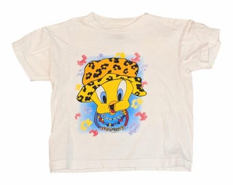 Vintage 90s Tweety Bird Kid's T-Shirt • Leopard Bucket Hat, Size M