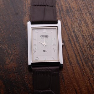 Vintage Seiko Tank Watch: Green Dial, Light Brown Leather Strap - Etsy