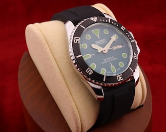 Vintage Seiko Land Monster Divers 23 Jewels 200M 7S35-00F0