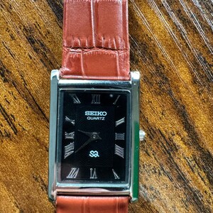 Vintage Rare Seiko Men Slim Tank Quartz Black Dial Light Brown Leather Strap Dress Watch