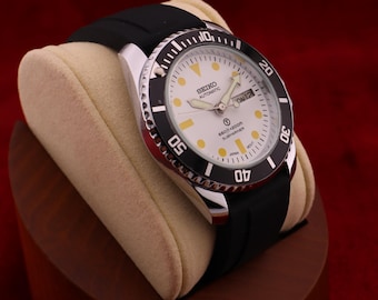 Reloj Seiko 6309A de estilo buceo vintage, automático, con bisel giratorio y fecha/día para hombre.