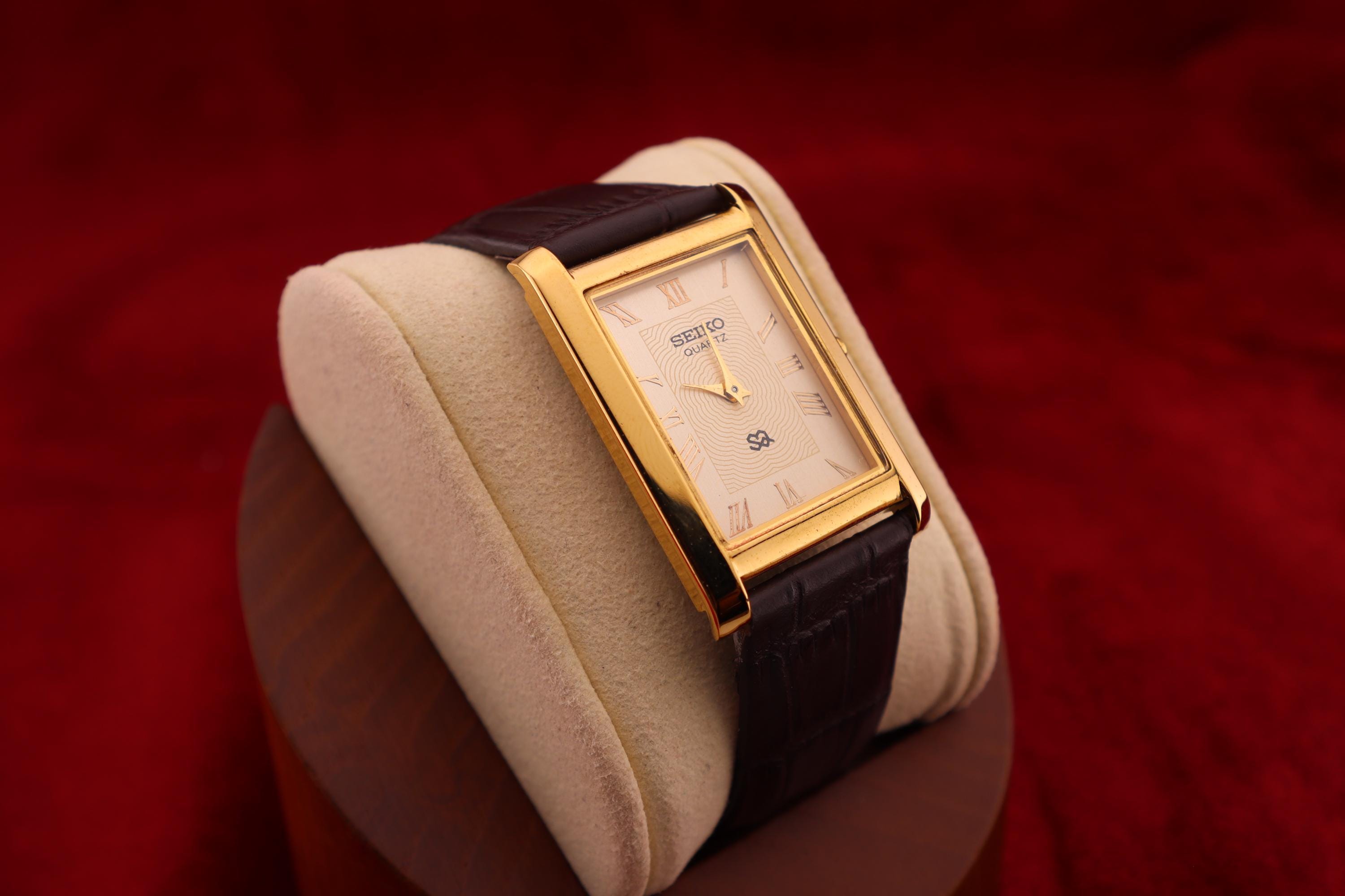 Montre SEIKO Argenté en Acier - 61143015