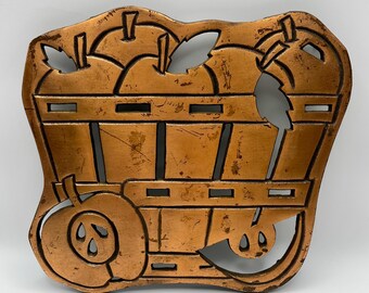 Vintage Metal Trivet Wall Hanging Hot Plate – Basket with Six Apples – Kitchen Décor