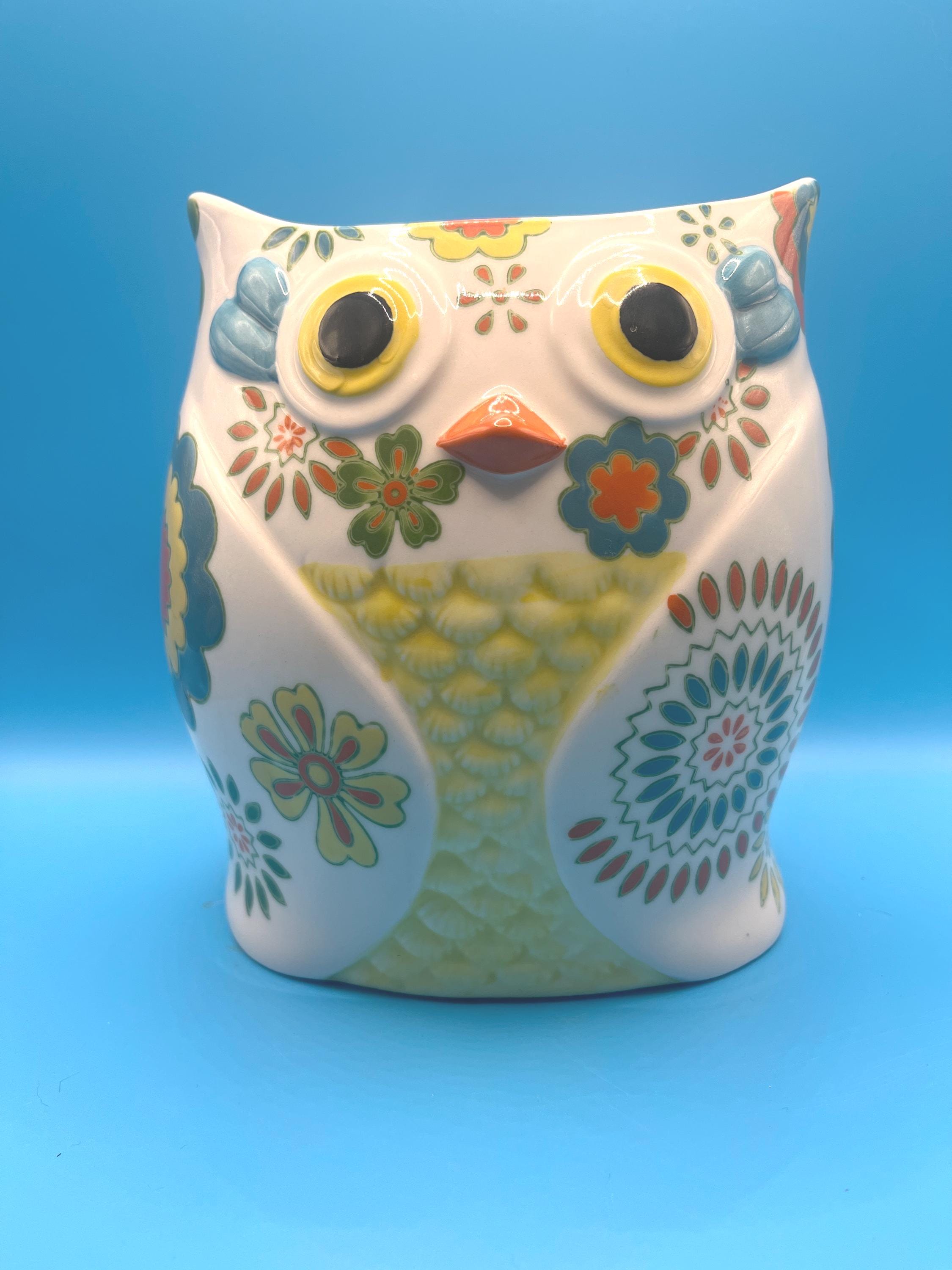 Vintage Pier 1 Hand-Painted Ceramic Owl – Decorative Home Accent